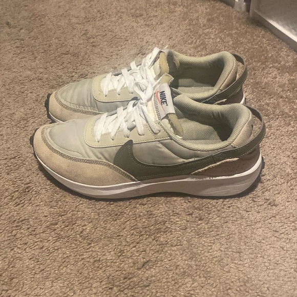 Nike Waffle Debut Men's Size 10 Athletic Shoes - Picture 1 of 4